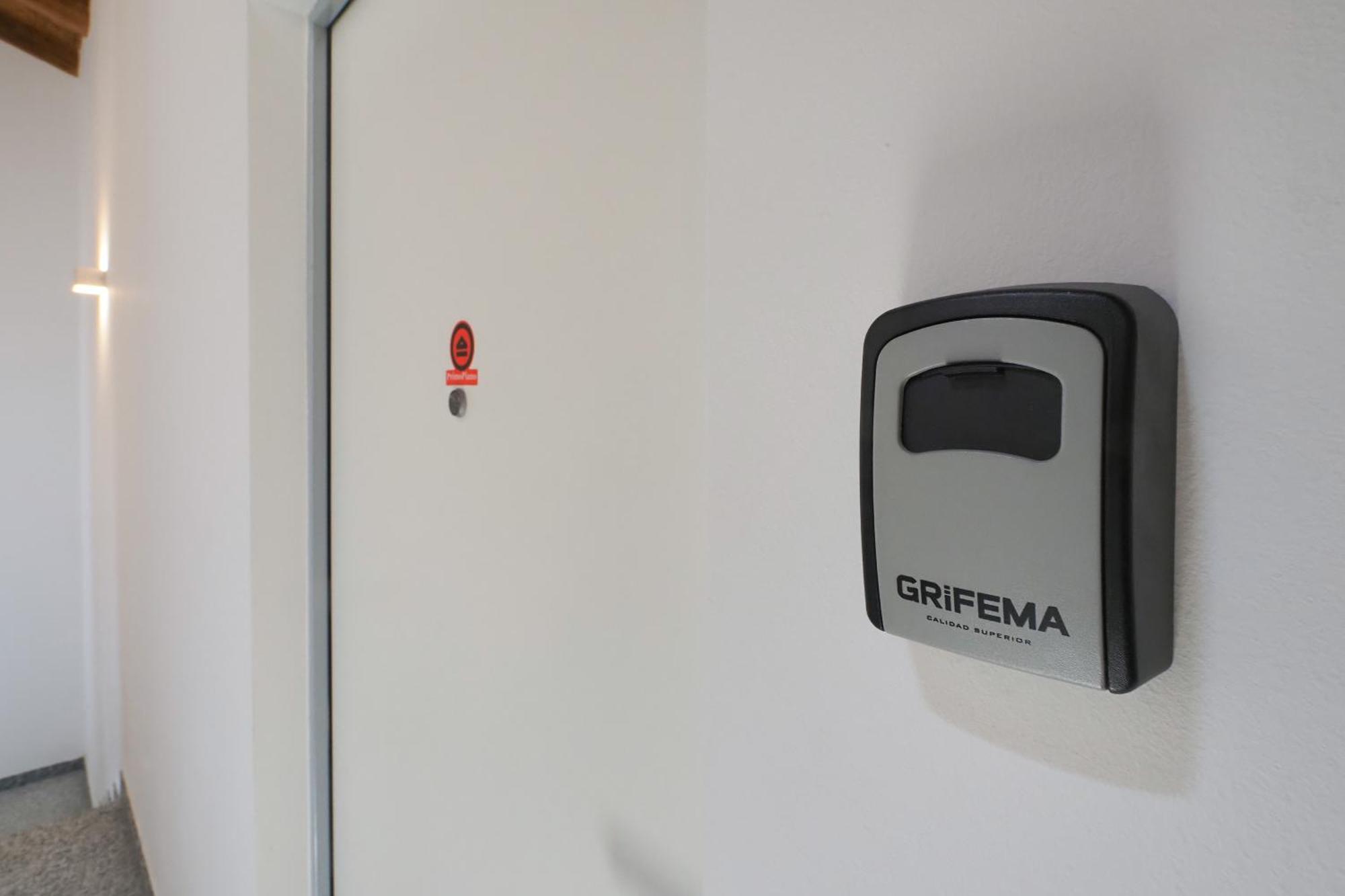 Apartament Primopiano - Zumbini G Mediolan Zewnętrze zdjęcie